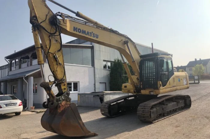 Гусеничный экскаватор Komatsu PC 240- фото № 1