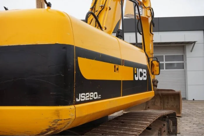 Гусеничный экскаватор JCB JS 290 LC- фото № 3