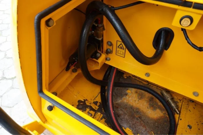 Гусеничный экскаватор JCB JS 290 LC- фото № 8