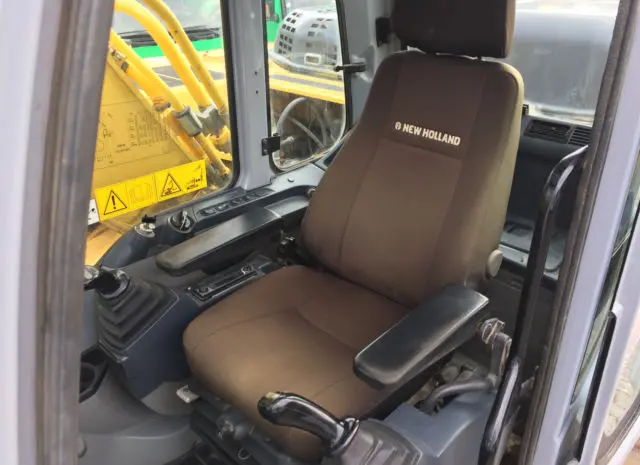 Гусеничный экскаватор New Holland E265B- фото № 9