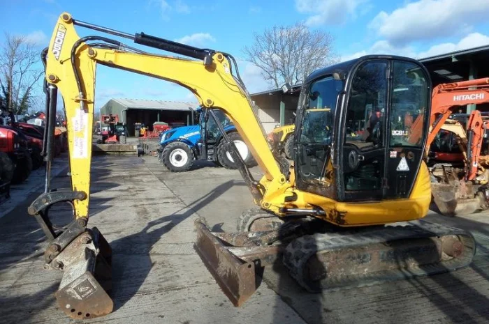 Купить Мини экскаватор JCB 8050- фото № 1