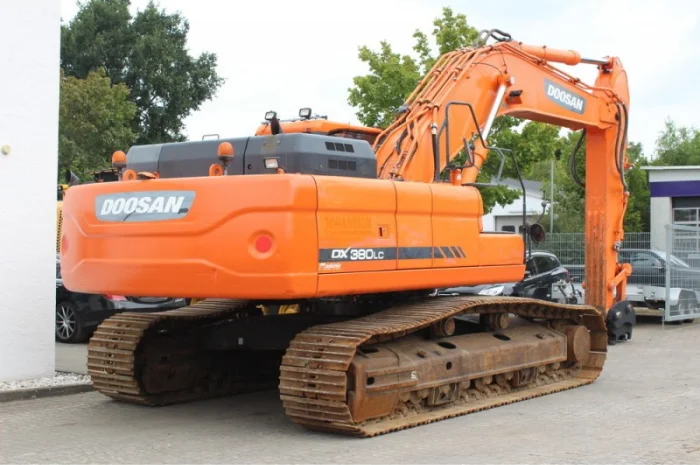 Спецтехника. Гусеничный экскаватор Doosan DX 380 LC-3- фото № 2