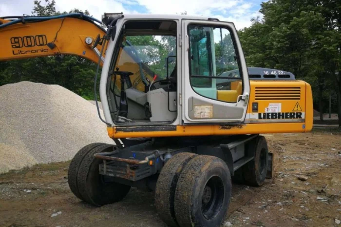 Колесный экскаватор Liebherr A 900 C 2006 года- фото № 3