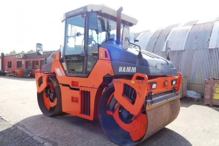 Тандемный каток Hamm DV 90 VV в Украине- фото № 1