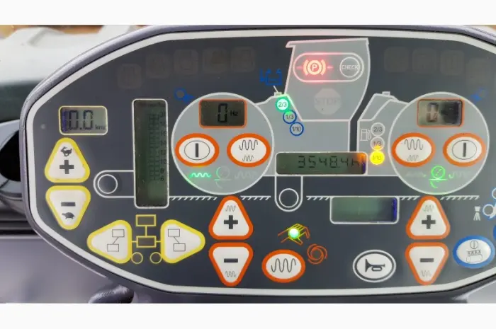 Тандемный каток Hamm HD 120 VO- фото № 7