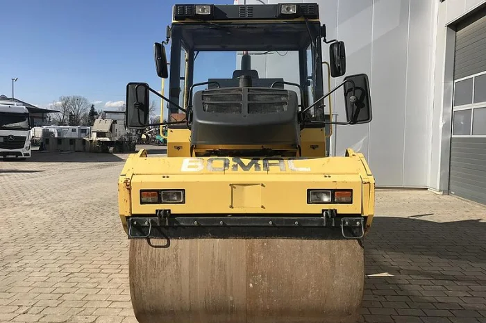 Каток Тандемный Bomag BW 174 AС- фото № 1