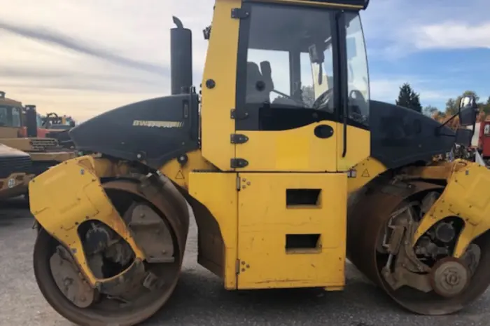 Тандемный каток Bomag BW 174 AP-AM 2009 года- фото № 2