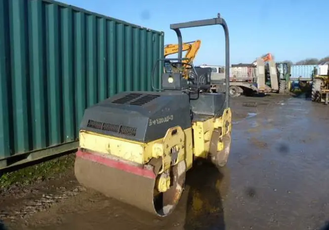 Тандемный каток Bomag BW120 AD3- фото № 3