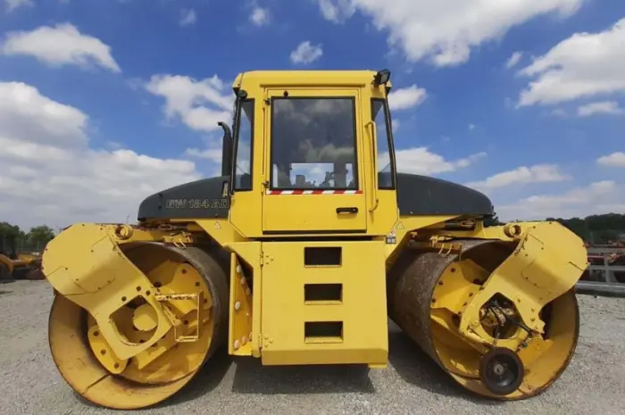 Двухвальцовый каток Bomag BW 184 AD- фото № 11