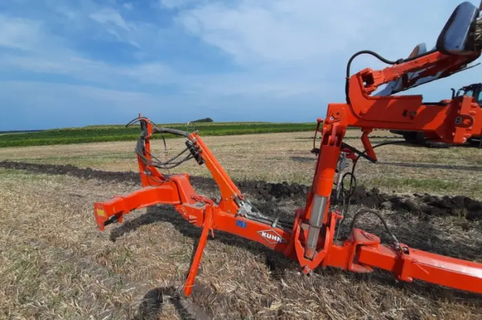 Плуг Кун Мульти-мастер Kuhn Multi-Master 123 4+1, 153 5+1, ПДВ- фото № 2