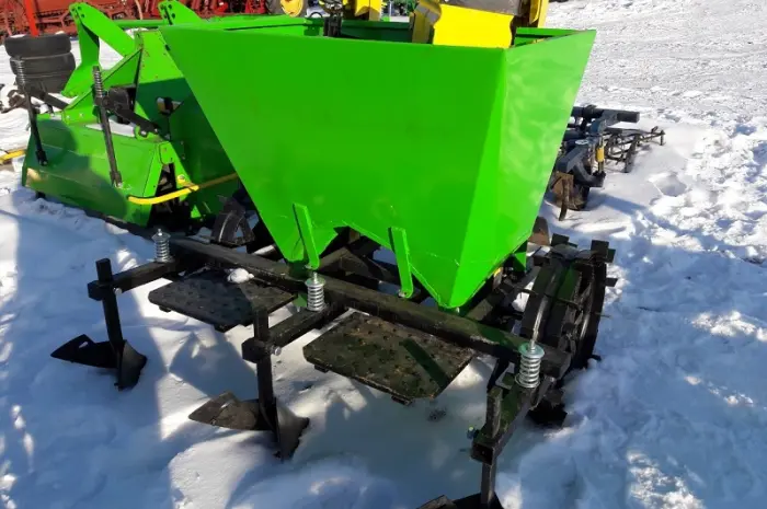 Картофелесажалка на минитрактор двухрядная Bomet Польша- фото № 13