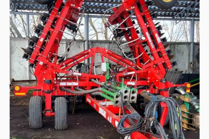 Посевной комплекс BOURGAULT 3720-30 с бункером 1910 John Deere- фото № 1