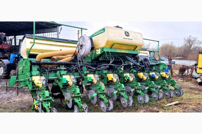 Сівалка просапна John Deere 2126 8-ми рядкова пневматична- фото № 1