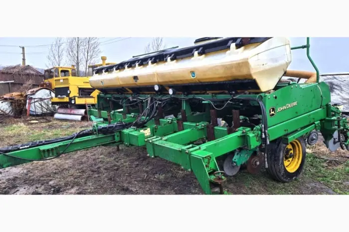 Сівалка просапна John Deere 2126 8-ми рядкова пневматична- фото № 3