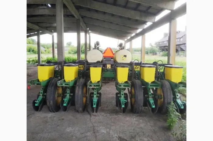 Сівалка точного висіву John Deere 7200D PLANTER 16-ти рядкова- фото № 3