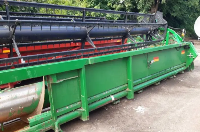 Жниварка John Deerе 635F Hydra-Flex 10- фото № 8