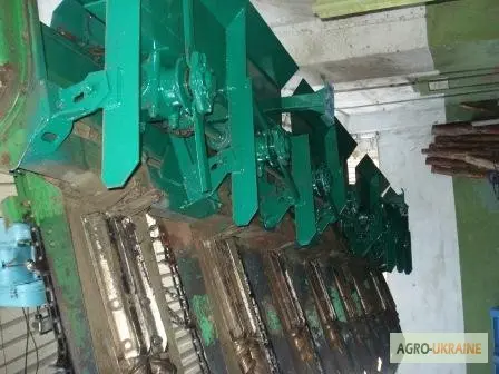 Установка измельчителя на кукурузную жатку John Deere- фото № 2