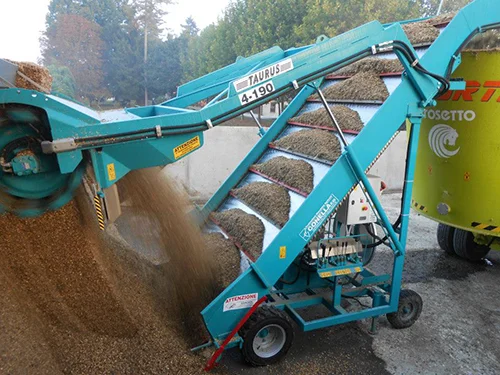 Нарізчик-завантажувач силосних мас «Gonella»- фото № 2