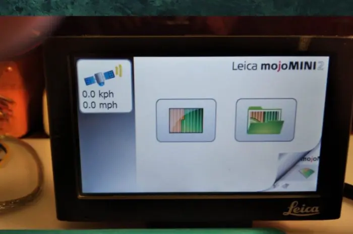 Система параллельного GPS вождения агро навигатор Leica mojoMINI 2- фото № 1
