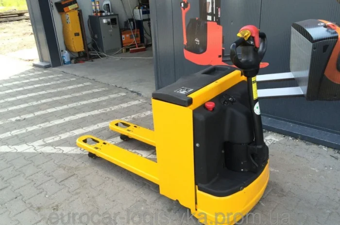 Самоходная электрическая тележка KOMATSU 1800кг- фото № 1