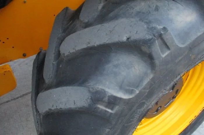 Телескопический погрузчик JCB 535-95 в Украине- фото № 4