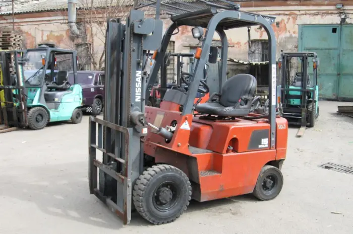 Газ - бензиновый автопогрузчик Nissan J01A15 на 1.5 тонны- фото № 1