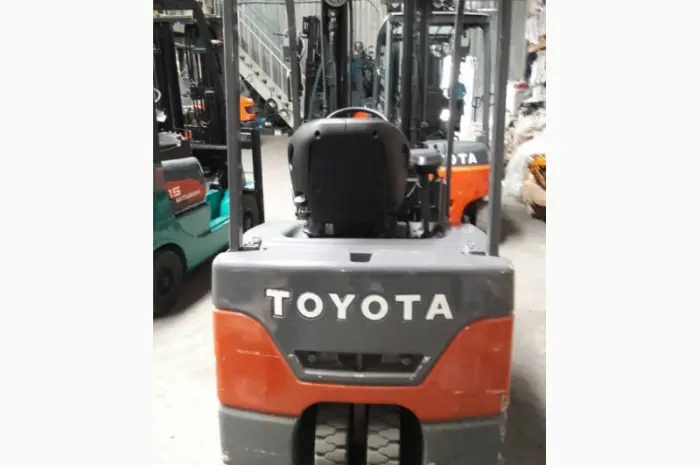 Электропогрузчик Toyota 7FBEF18, 1800 кг, 5 метров подъем, вагонник- фото № 1