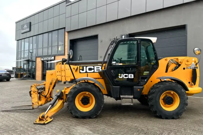 Розмитнений телескопічний навантажувач JCB 540-170- фото № 2