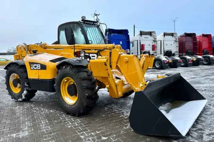 Телескопічний навантажувач JCB 532-120-2003 рік- фото № 15
