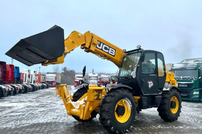 Телескопічний навантажувач JCB 532-120-2003 рік- фото № 8