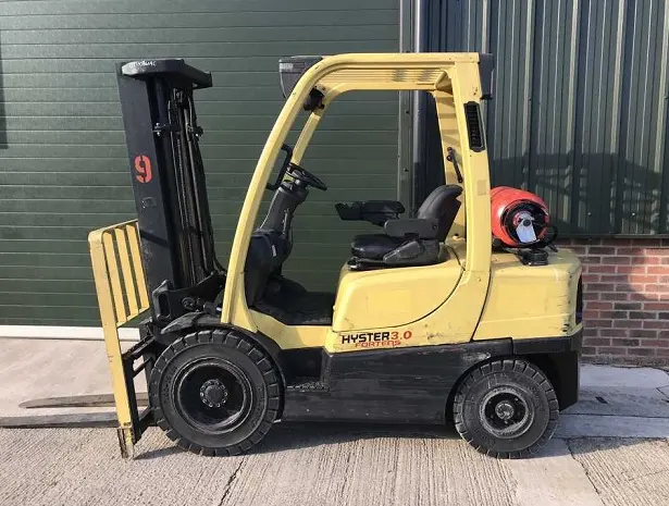 Вилочный погрузчик Hyster H3.00FT. Спецтехника б/у- фото № 1