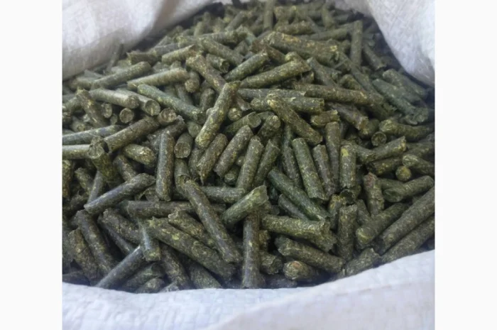 Гранулированная люцерна, люцерна в пеллетах, гранулированный корм, кормовая гранула- фото № 2