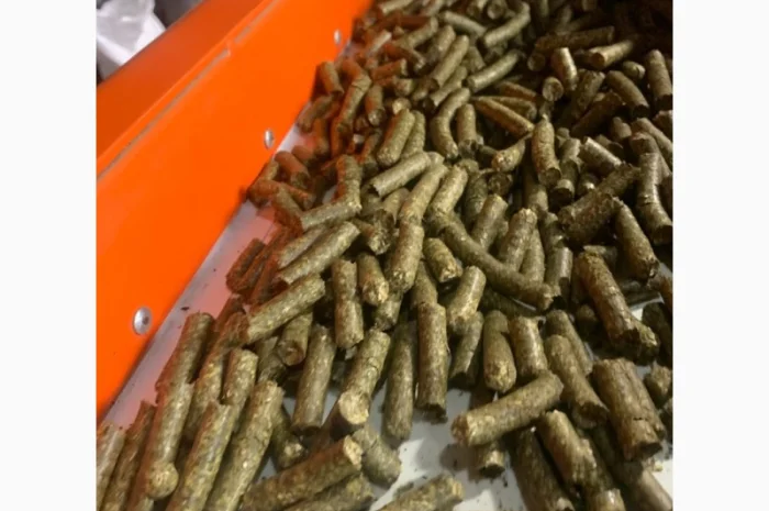 Люцерна в гранулах- фото № 2