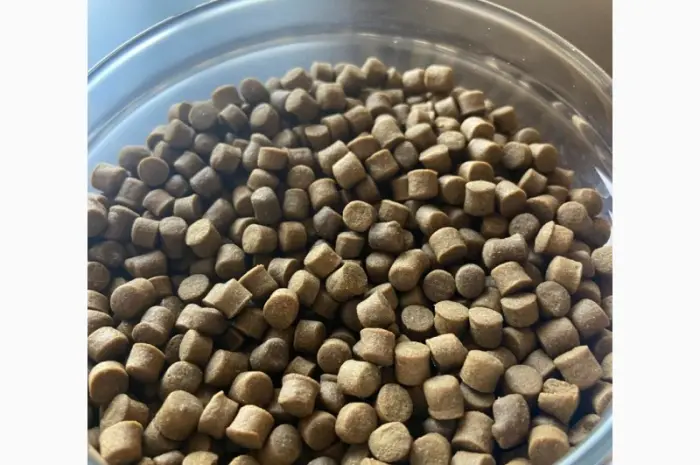 Корм Fishery Tech Barbel Ultra для сома, коропа (2, 0; 4, 0; 4, 5; 6, 0 мм)- фото № 1