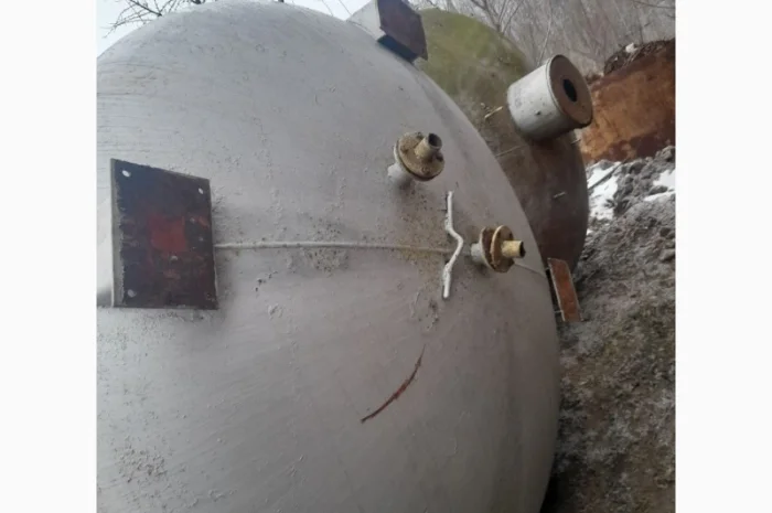 20-кубовые винные отстойники - бочки и резервуары- фото № 3