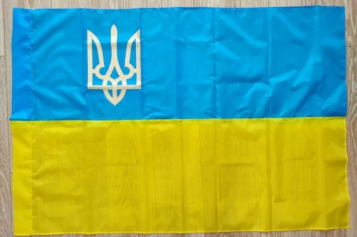 Прапор України, жовто-блакитний з Гербом, розмір: 150х90 см, прапор України- фото № 4