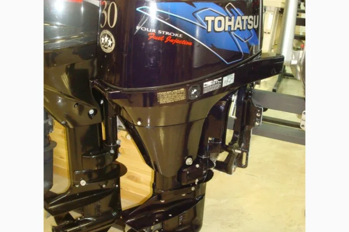 Продается лодочный мотор Tohatsu - 30, б/у, 2014 года- фото № 1