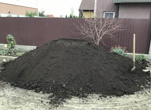 Чёрнозём в Луцке – продажа торфокрошки- фото № 1