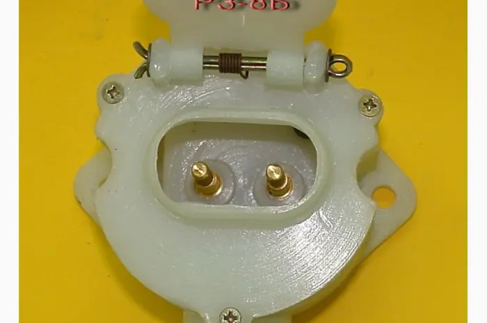 Розетка РЗ-8Б- фото № 1