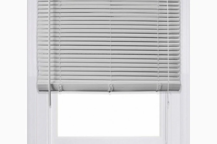 Жалюзи на окна и двери алюминиевые- фото № 1