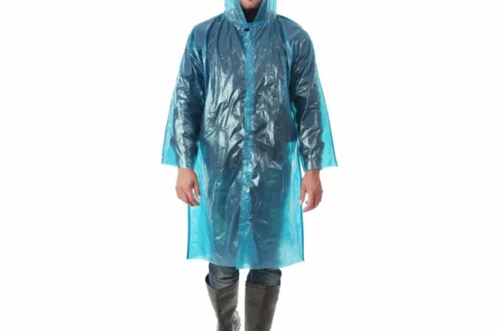 Оборудование для изготовления дождевиков, плащей из пленки- фото № 1