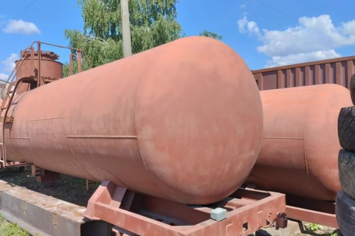 ЗАЛІЗНИЧНА цистерна ВЦ-20- фото № 2