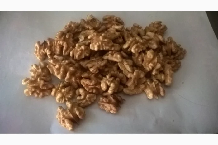 Куплю светлую, пшеничную, янтарную, бабочку, четверть и восьмушку- фото № 1