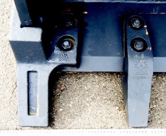 Зуб, коронка, адаптер ковша екскаватора, бульдозера, леміш плуга- фото № 7