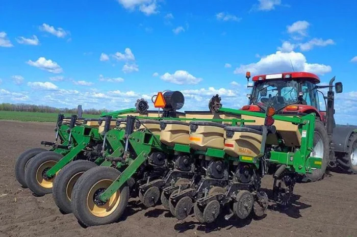 Запчасти к почвообрабатующая техника great plains- фото № 1