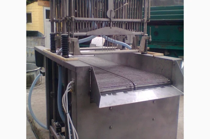 Продам Иньектор 220 игл- фото № 1