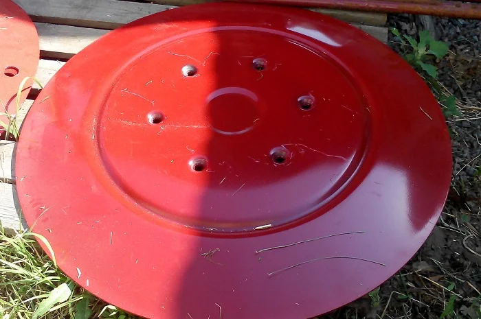 Нижняя тарелка роторной косилки шириной захвата 1, 65 м- фото № 1