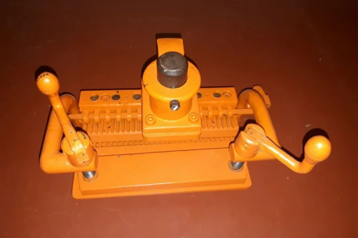 Продам Устройство Мастер130.ПС (УМ130) Для Запрессовки Соединителей В Ленту- фото № 6