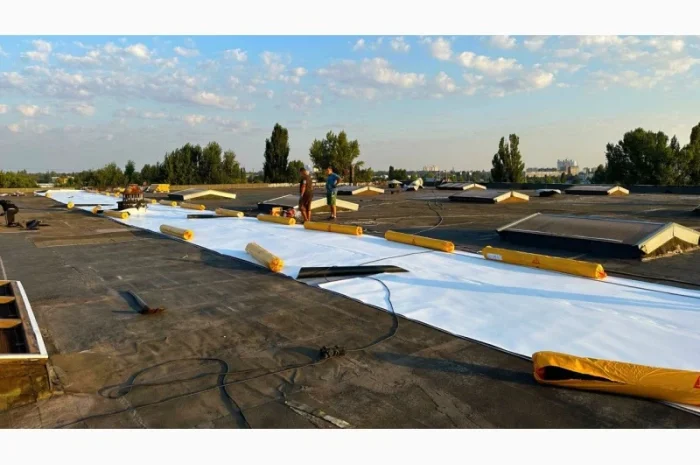 Монтаж ПВХ и ТПО мембран- фото № 2