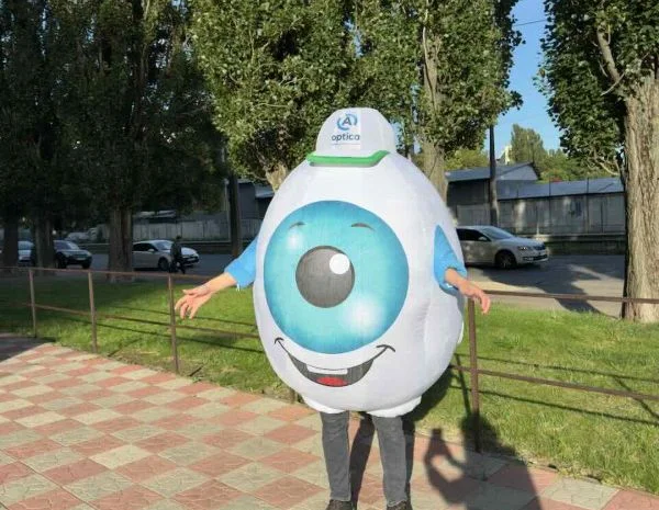 Аниматорский костюм надувной - ходячий щит бренда 240 см 4 часа работы- фото № 5